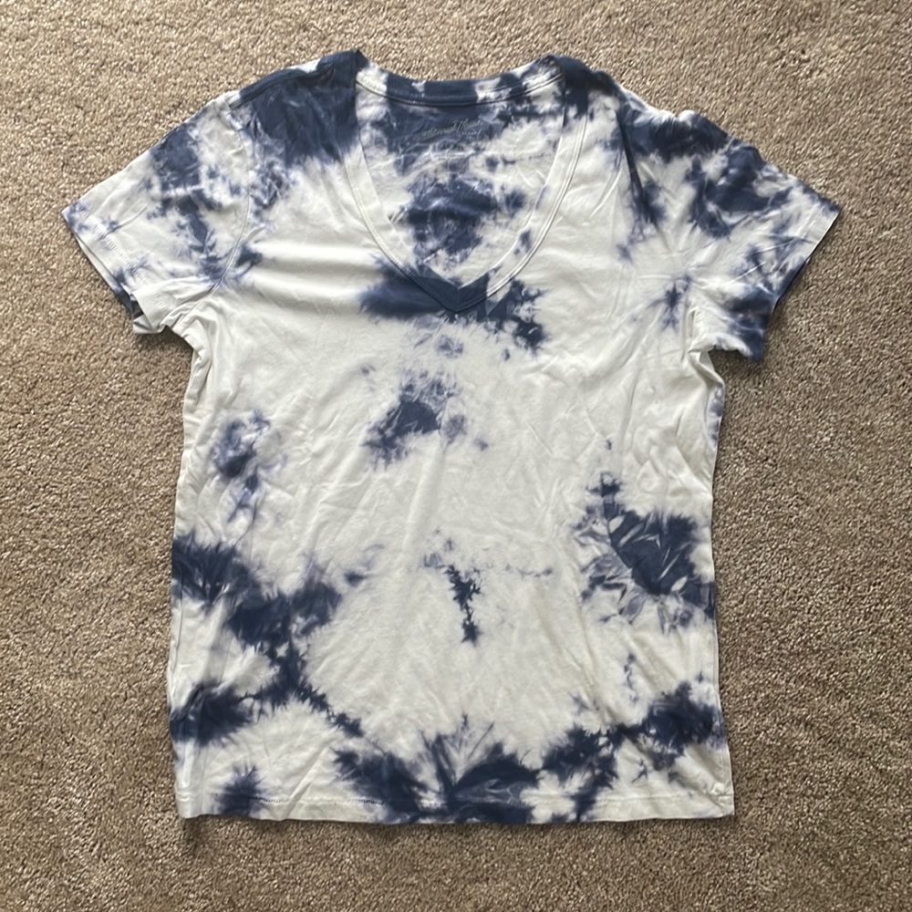 Blue Tie Dye V-Neck